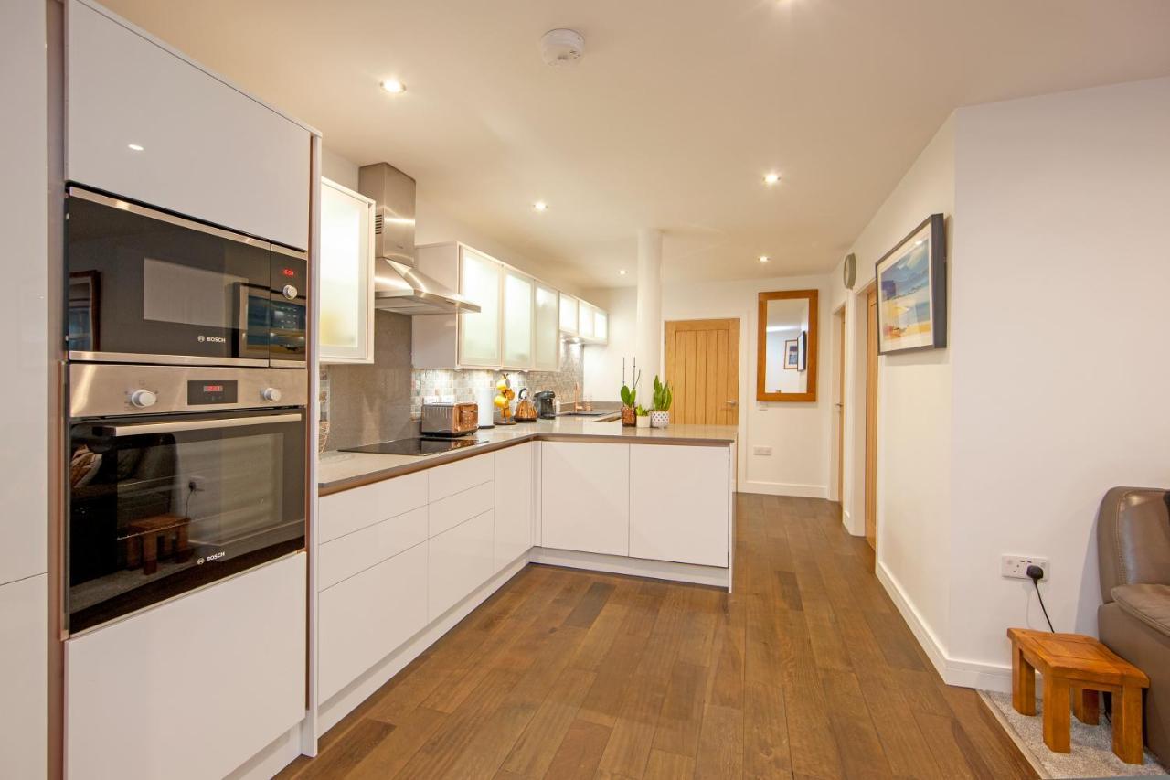 Premium 2 Bed Apt 1St Floor Sleeps 4 Adults In Oban Town Zewnętrze zdjęcie