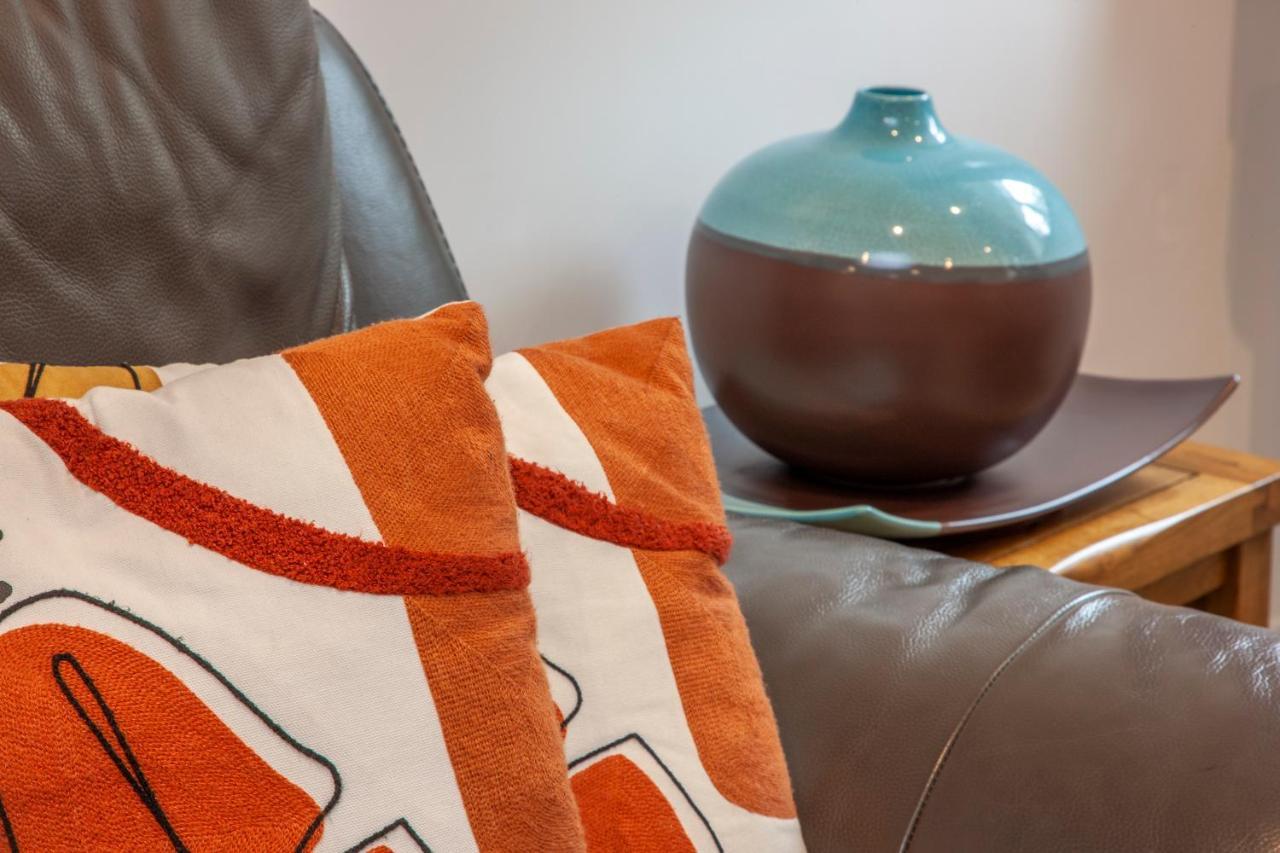 Premium 2 Bed Apt 1St Floor Sleeps 4 Adults In Oban Town Zewnętrze zdjęcie