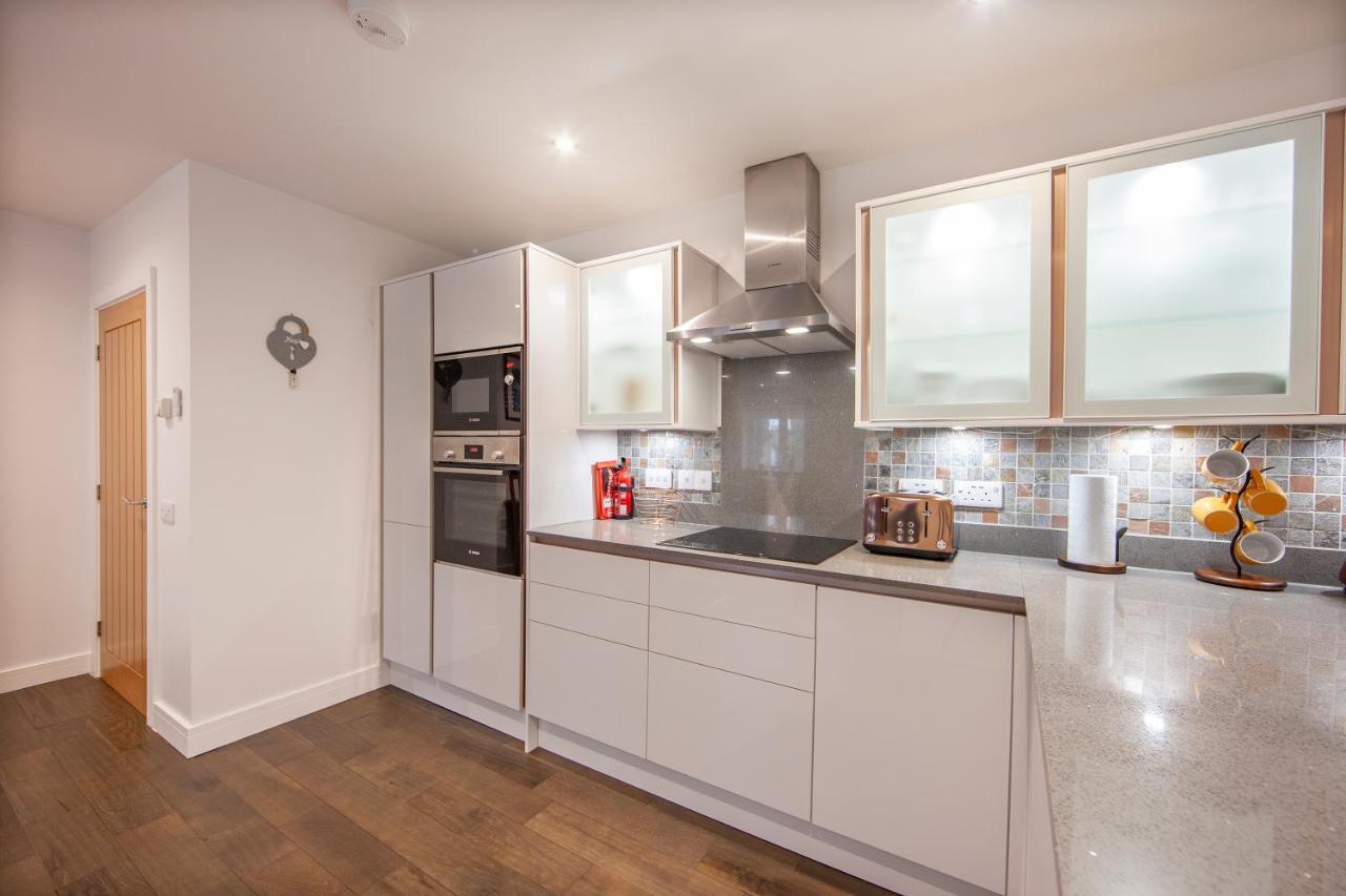 Premium 2 Bed Apt 1St Floor Sleeps 4 Adults In Oban Town Zewnętrze zdjęcie